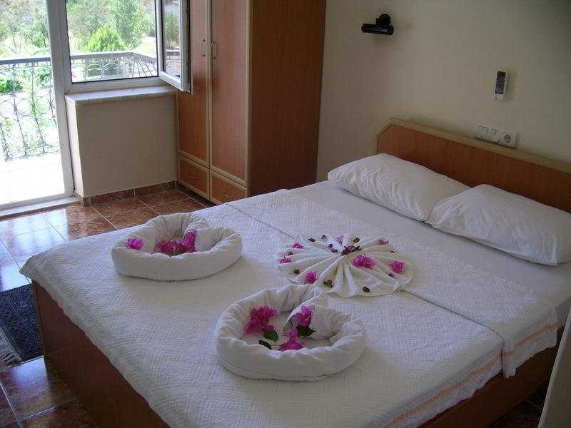 Hotel Junior Ozalp Dalyan Esterno foto